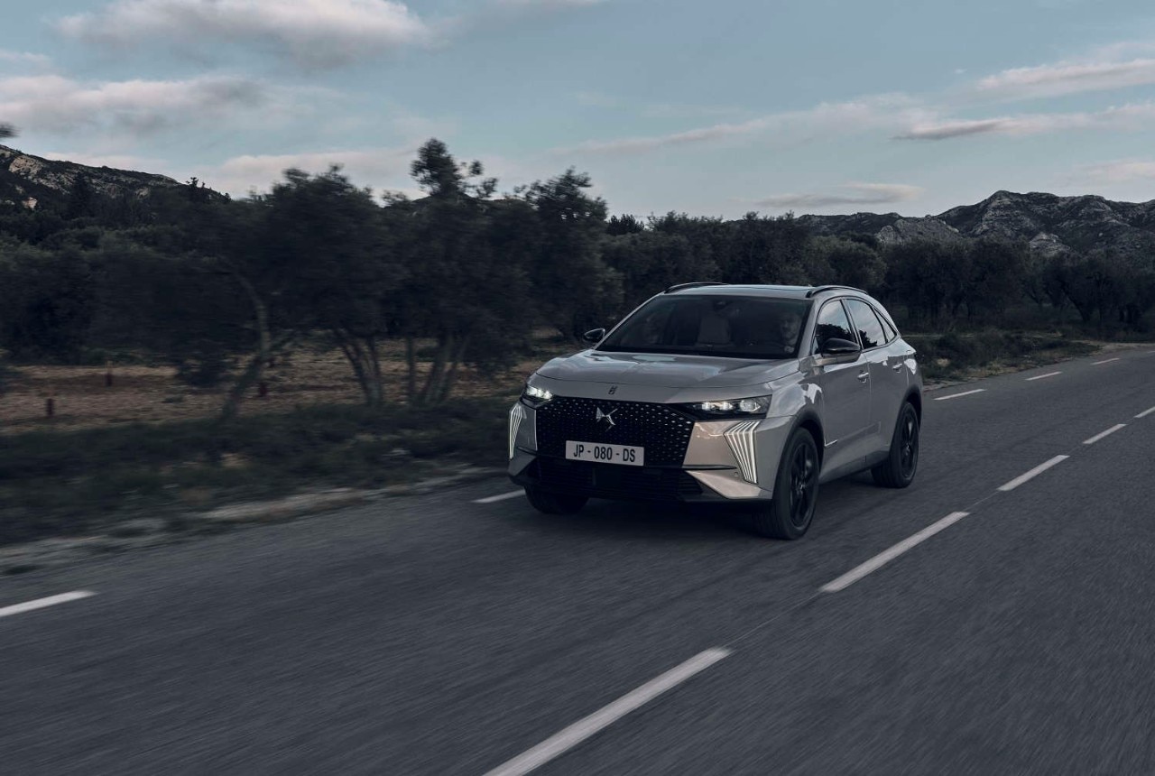 DS 7 E Tense