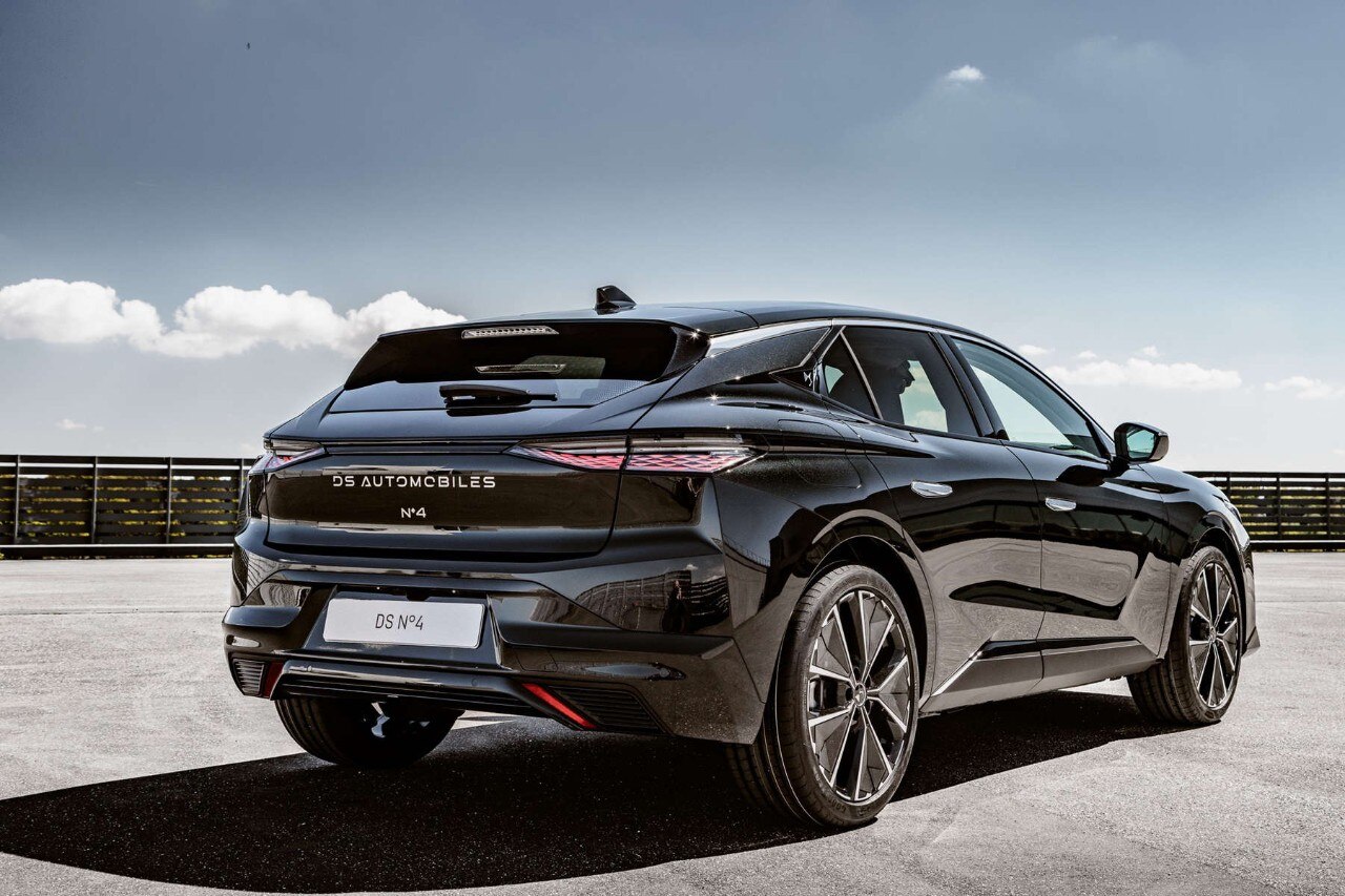 DS N°4, вигляд ззаду з правого боку